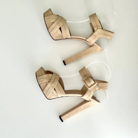 GUCCI Nude Suede Ankle Strap Chunky Heel Platform Sandals Size 38 (US 8) - Picture 4 of 14